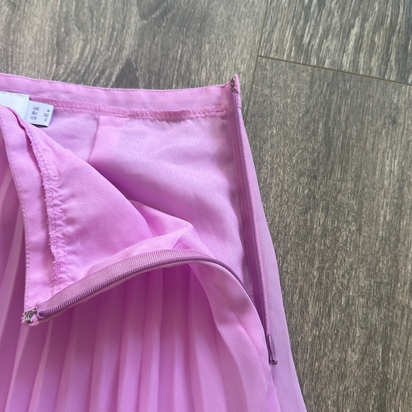 ASOS petite Elegant Pink Pleated Skirt flowy feminine - Picture 4 of 8